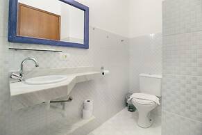 Velinn Pousada Iguana Azul