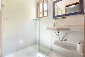 Velinn Pousada Iguana Azul