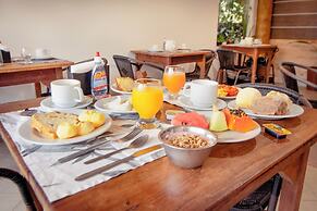 Velinn Pousada Iguana Azul