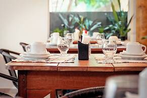 Velinn Pousada Iguana Azul