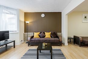 Beautiful 2-bed House in Quiet Cul-de-sac