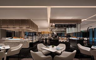 Hualuxe Shanghai Changfeng Park