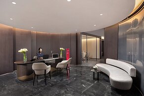 Hualuxe Shanghai Changfeng Park