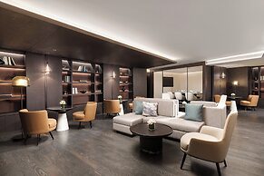 Hualuxe Shanghai Changfeng Park