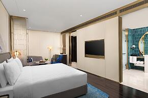 Hualuxe Shanghai Changfeng Park