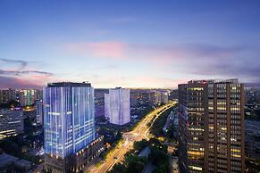 Hualuxe Shanghai Changfeng Park