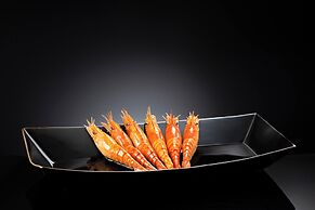 Hualuxe Shanghai Changfeng Park