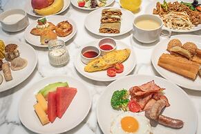 Hualuxe Shanghai Changfeng Park