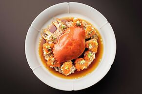 Hualuxe Shanghai Changfeng Park