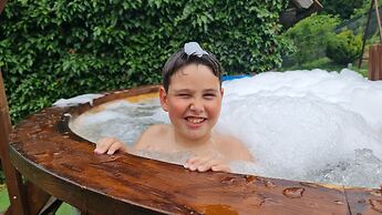 House of Rei With Hot Tube