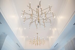 Club Se7en at The Beachcomber