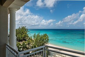 Club Se7en at The Beachcomber