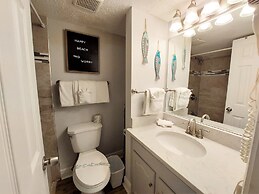 Sunrise Village 117 2 Bedroom Condo by RedAwning