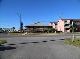 Sunrise Village 117 2 Bedroom Condo by RedAwning