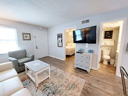 Sunrise Village 117 2 Bedroom Condo by RedAwning