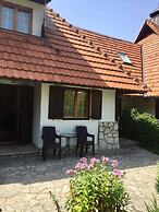 Kraljevi Konaci Zlatibor