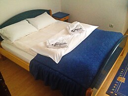 Kraljevi Konaci Zlatibor