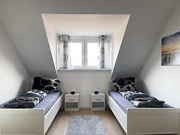 Two-bed studios for fitters