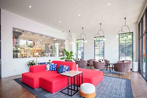 SureStay by Best Western Iconic Ari-Jatujak