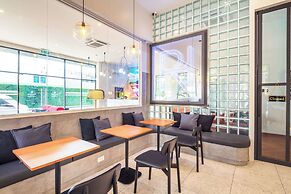 SureStay by Best Western Iconic Ari-Jatujak