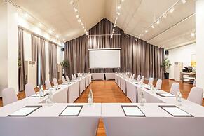 SureStay by Best Western Iconic Ari-Jatujak