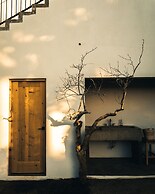 Hotel So Far So Good