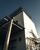 Hotel So Far So Good