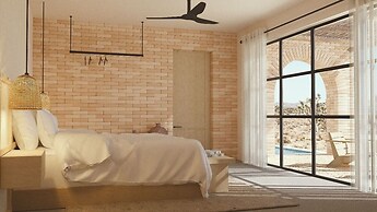 Hotel So Far So Good