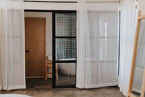 Hotel So Far So Good