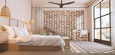 Hotel So Far So Good