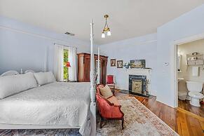 The Veranda Historic Inn