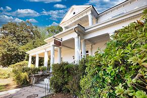 The Veranda Historic Inn