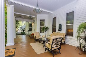 The Veranda Historic Inn