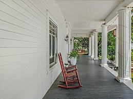 The Veranda Historic Inn