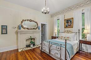 The Veranda Historic Inn