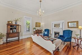 The Veranda Historic Inn