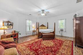 The Veranda Historic Inn