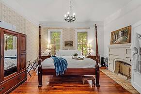 The Veranda Historic Inn