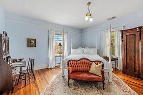 The Veranda Historic Inn