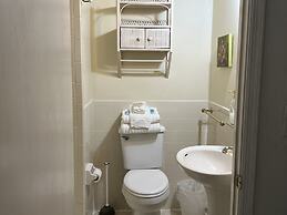 The Veranda Historic Inn