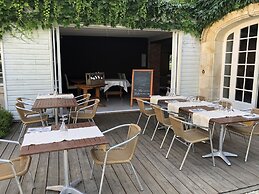 Le Clos de la Court d Aron