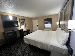 Super 8 by Wyndham Paducah I-24 Exit 4