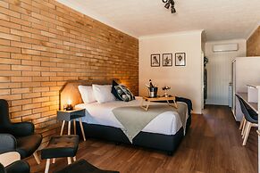 Oasis Motor Inn Blackall