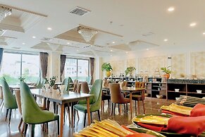 Century Hotel