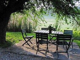Fattoria Santa Vittoria Apartment 
