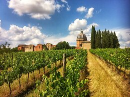 Fattoria Santa Vittoria Apartment Pagliericcio