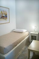 Villa for 6 Guests With Private Pool! In Agia Irini - Walking Distance