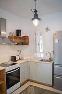 Villa for 6 Guests With Private Pool! In Agia Irini - Walking Distance