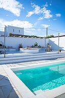 Villa for 6 Guests With Private Pool! In Agia Irini - Walking Distance