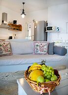 Villa for 6 Guests With Private Pool! In Agia Irini - Walking Distance